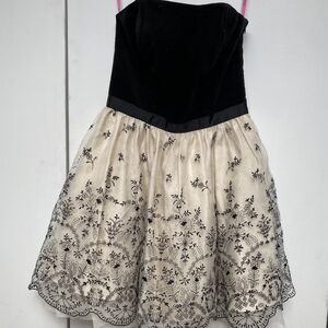 *Vintage Like New* BJ Rosebud Dress